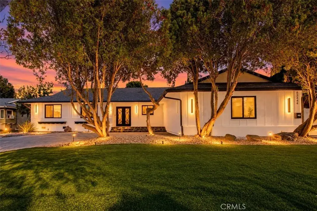 8346 Moorcroft Avenue, West Hills, CA 91304 - #1