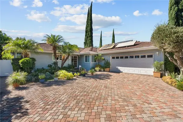 8941 Gloria Avenue, North Hills, CA 91343