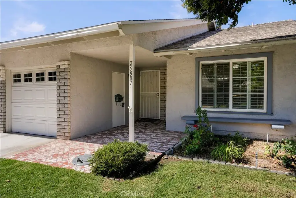 26807 Circle Of The Oaks, Newhall, CA 91321 - #1