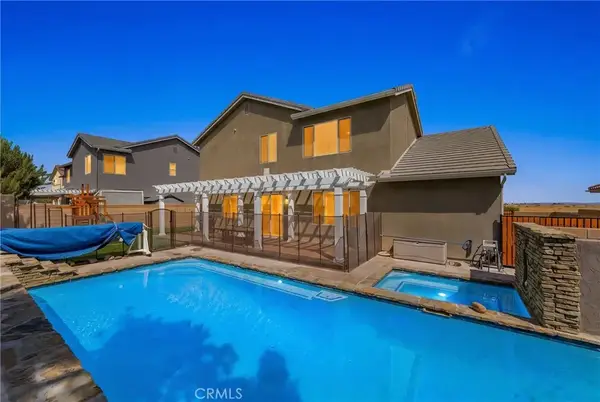 3752 W Newgrove, Lancaster, CA 93536