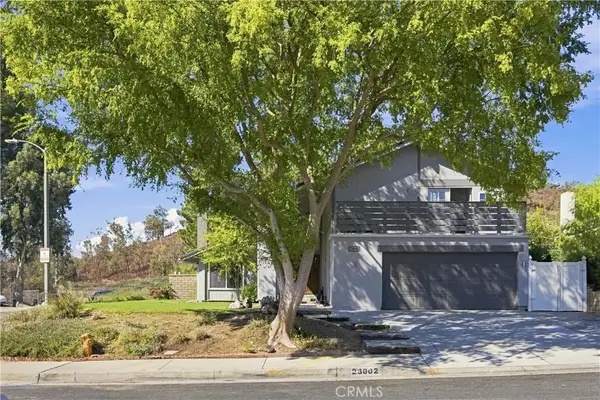 23002 La Granja, Valencia, CA 91354
