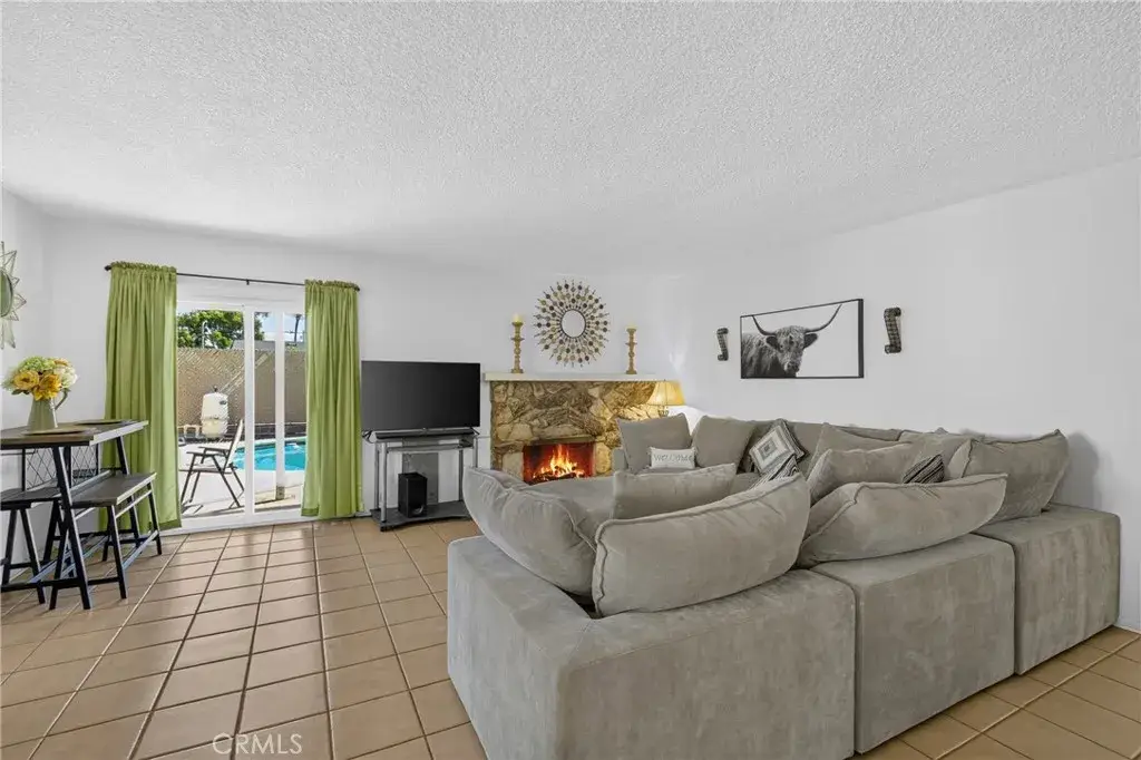 16634 Blackhawk, Granada Hills, CA 91344 - #1