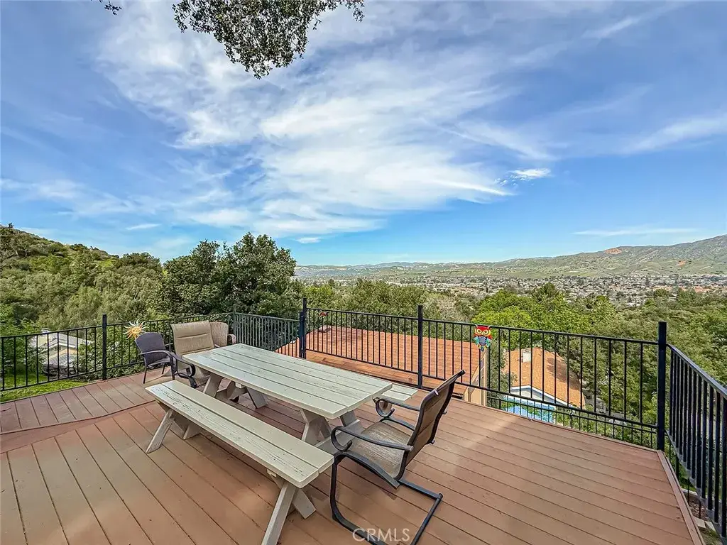 1059 Alta Vista, Simi Valley, CA 93063 - #1