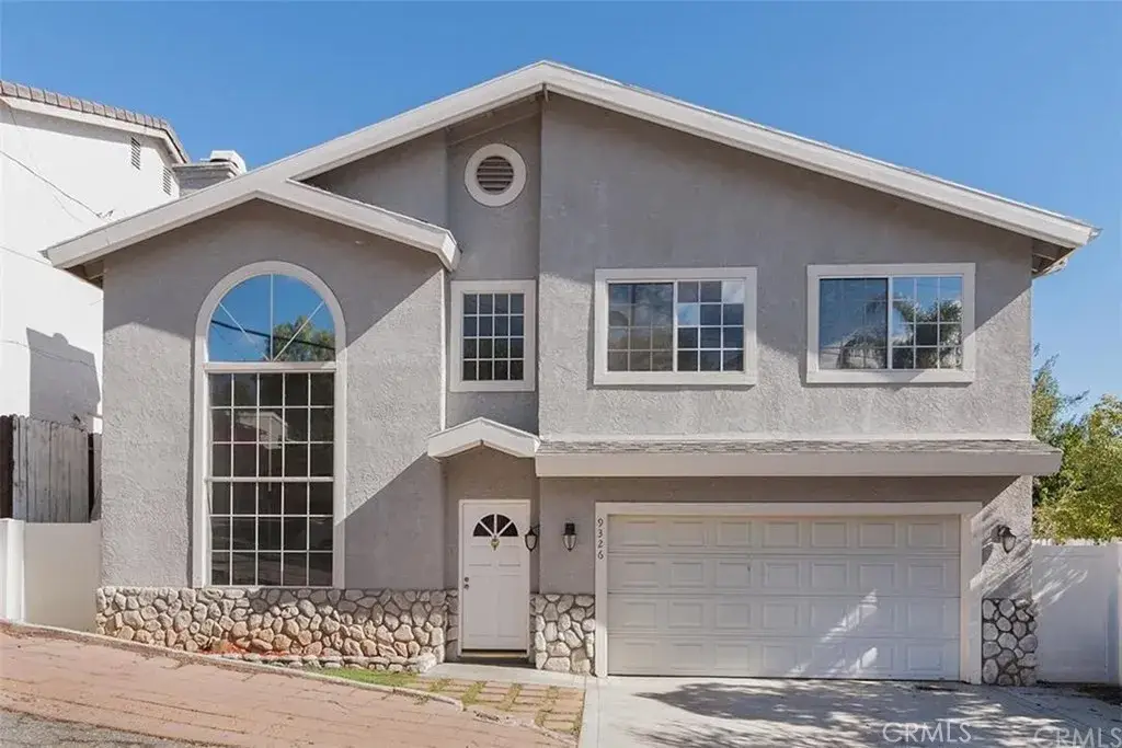 9326 Rowell, Chatsworth, CA 91311 - #1