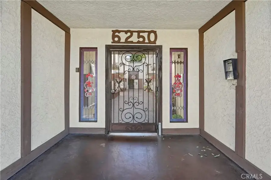 6250 Fulton #108, Valley Glen, CA 91401 - #3
