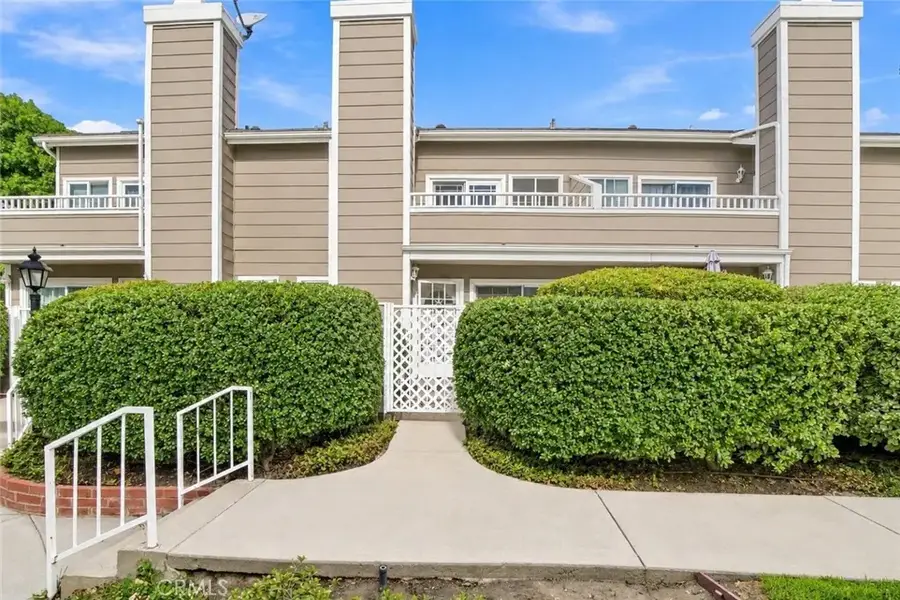 3918 Cochran Street #20, Simi Valley, CA 93063 - #3