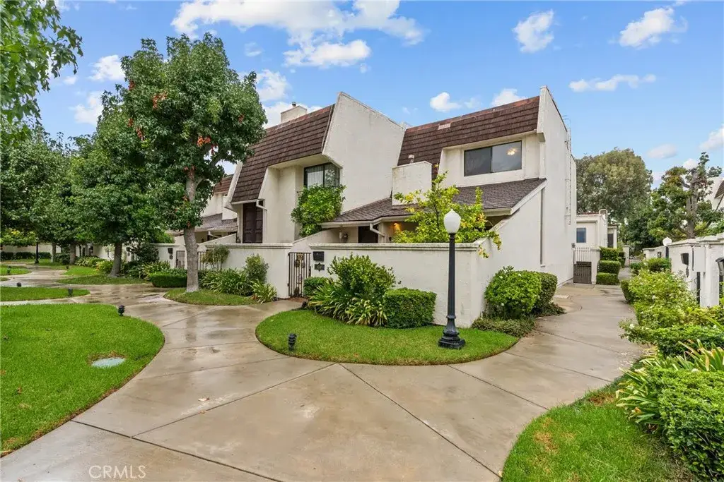 6249 Randi Avenue, Woodland Hills, CA 91367 - #1