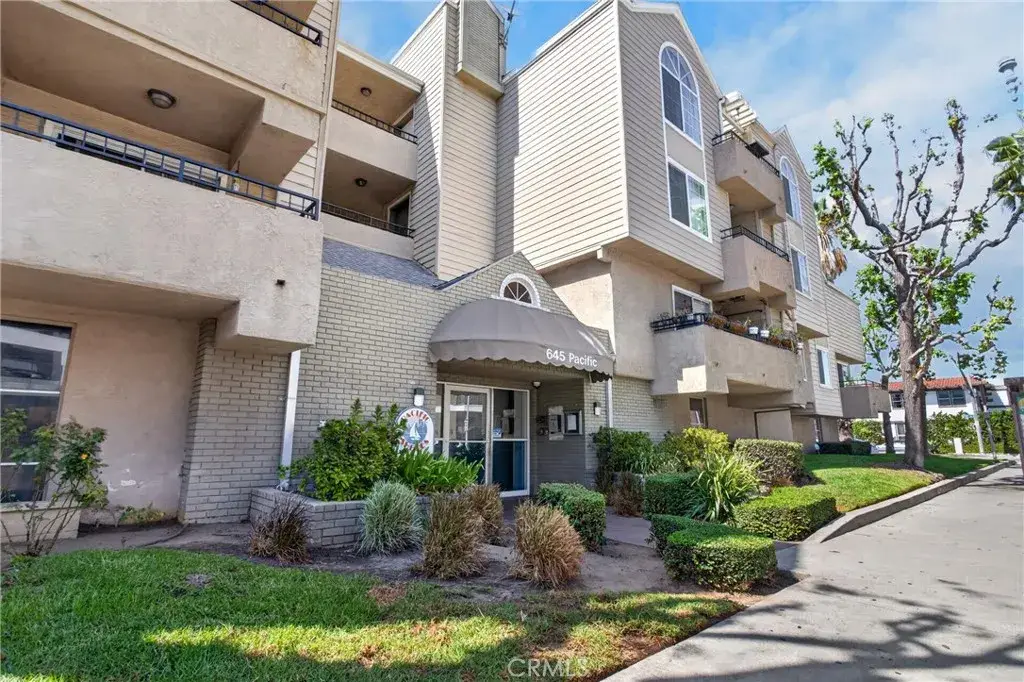 645 Pacific Ave #403, Long Beach, CA 90802 - #1