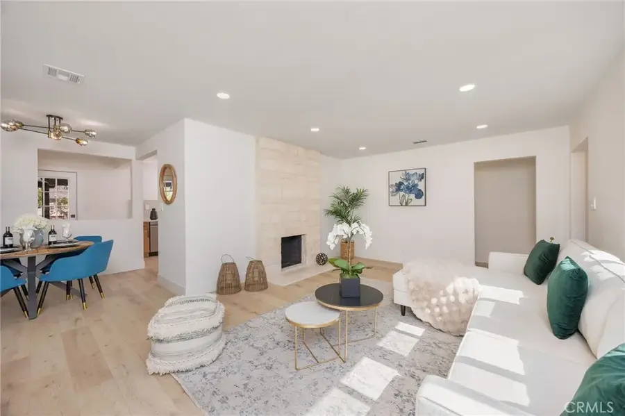 5856 Halbrent Avenue, Sherman Oaks, CA 91411 - #3