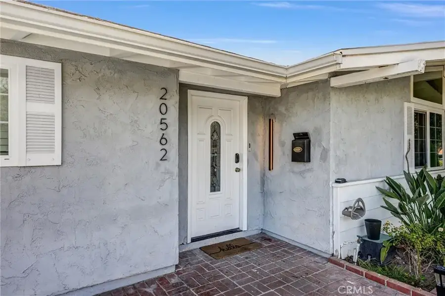 20562 Skouras, Winnetka, CA 91306 - #2