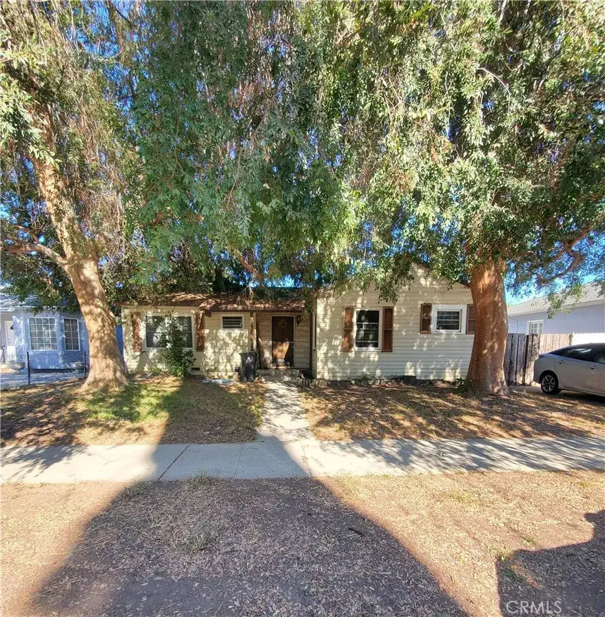 6850 Hesperia, Reseda, CA 91335 - #2