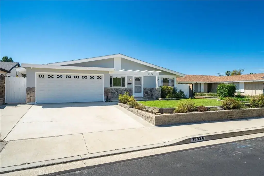 18926 Claycrest, Canyon Country, CA 91351 - #1