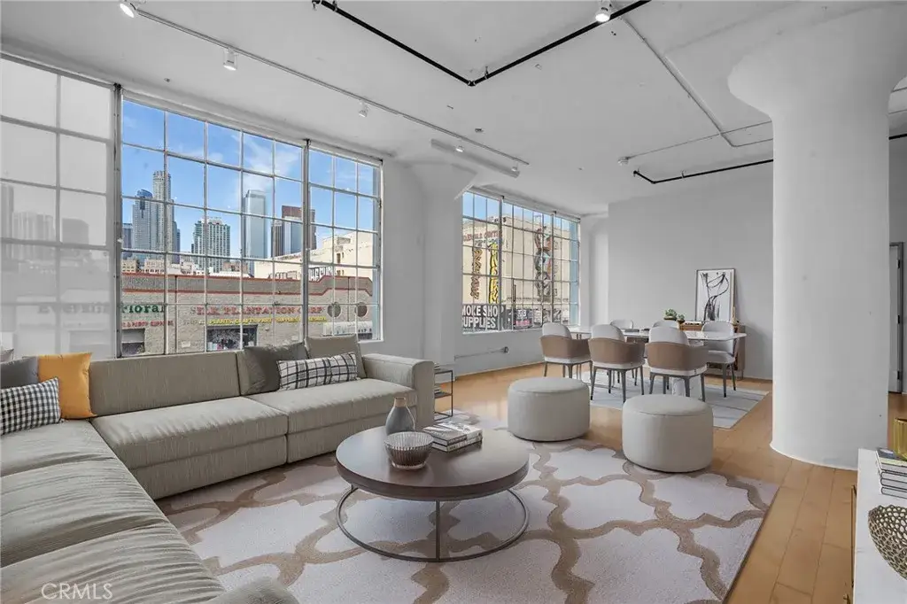 420 S San Pedro #211, Los Angeles, CA 90013 - #1