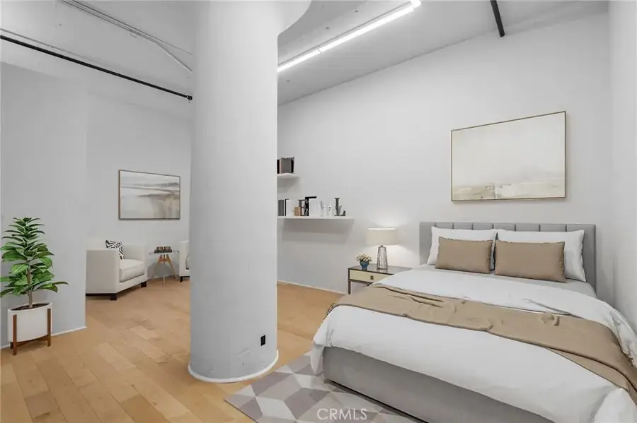 420 S San Pedro #211, Los Angeles, CA 90013 - #3