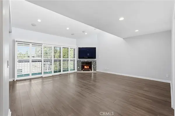 4542 Willis Avenue #302, Sherman Oaks, CA 91403
