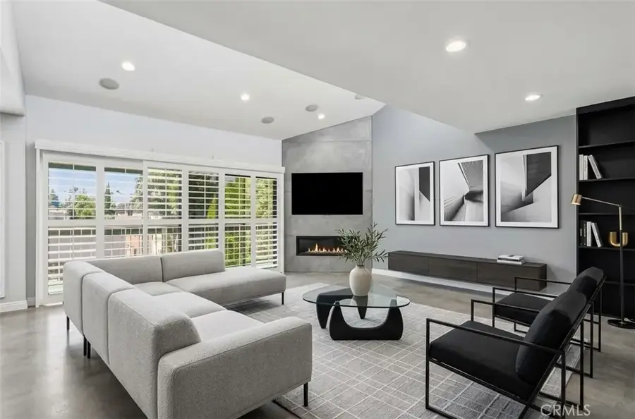 4542 Willis Avenue #302, Sherman Oaks, CA 91403 - #2
