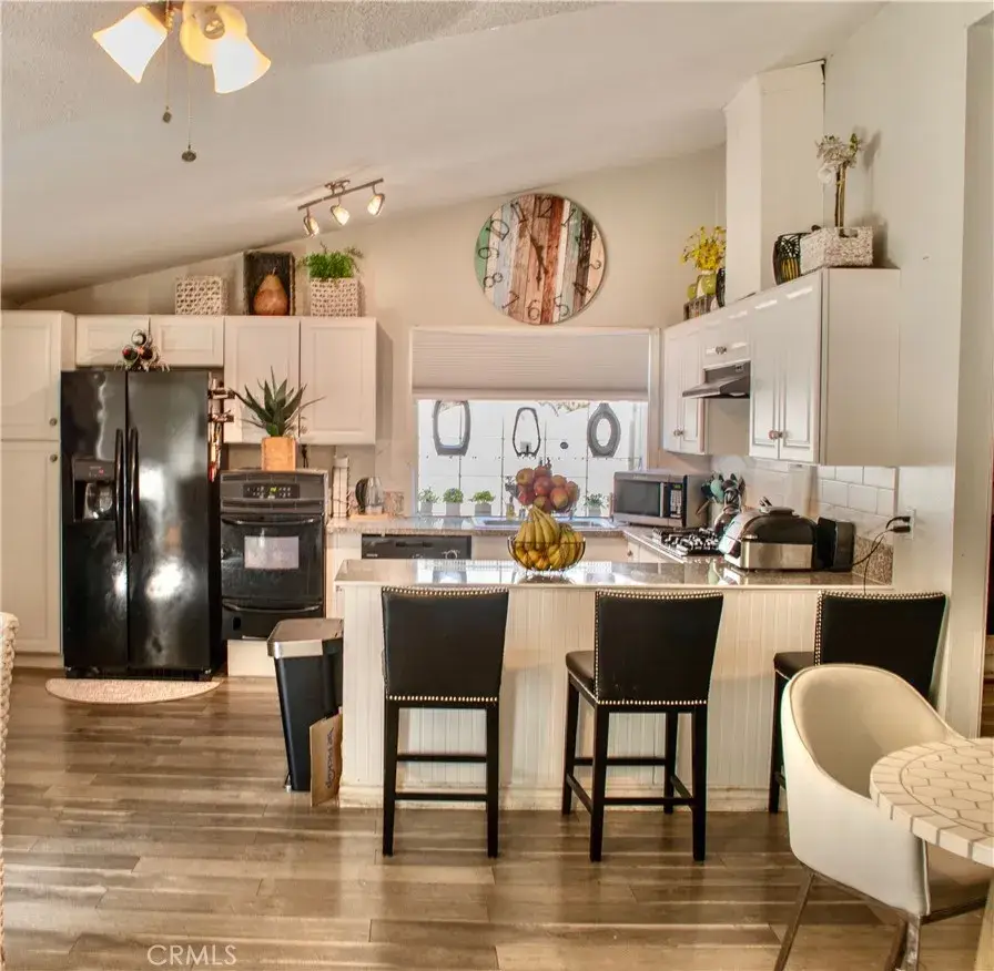 12122 Bradford Place, Granada Hills, CA 91344 - #3