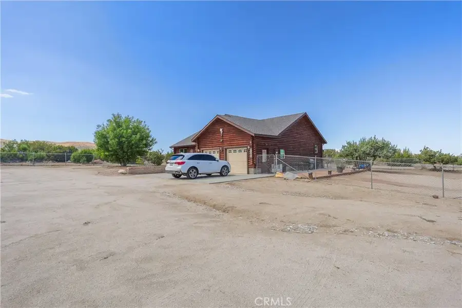9569 E Avenue Y8, Littlerock, CA 93543 - #2