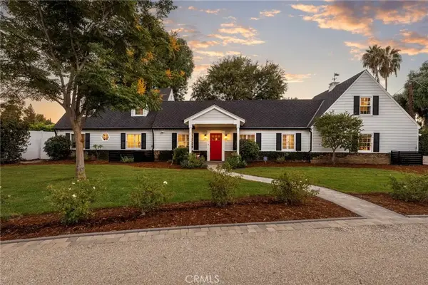 23534 Hatteras Street, Woodland Hills, CA 91367