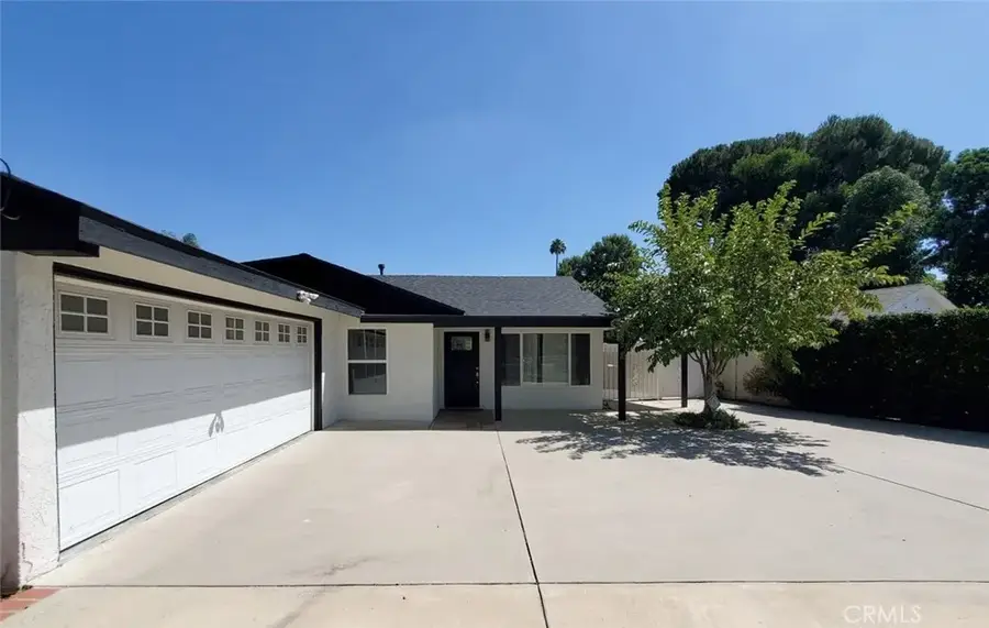 8132 Hatillo, Winnetka, CA 91306 - #3