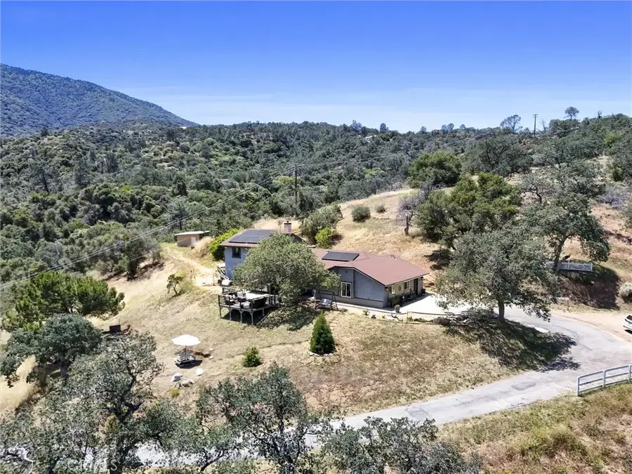 26920 Clear Creek Rd, Keene, CA 93531 - #3