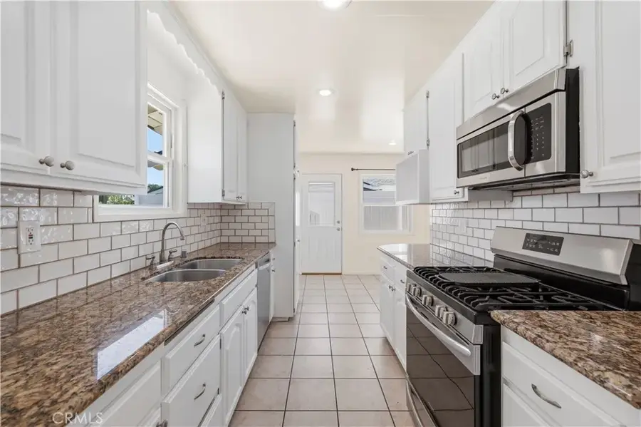 12929 Altano, Sylmar, CA 91342 - #3