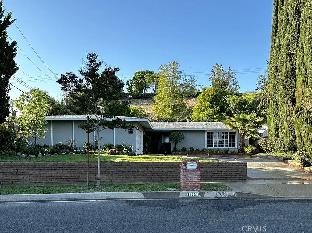 26261 Veva Way, Calabasas, CA 91302 - #1