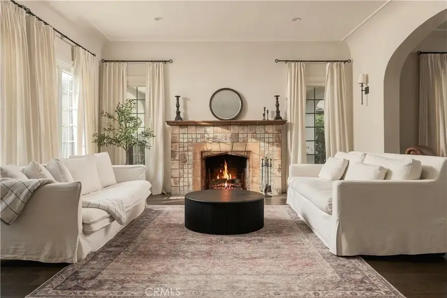 911 S Victoria Avenue, Los Angeles, CA 90019 - #3
