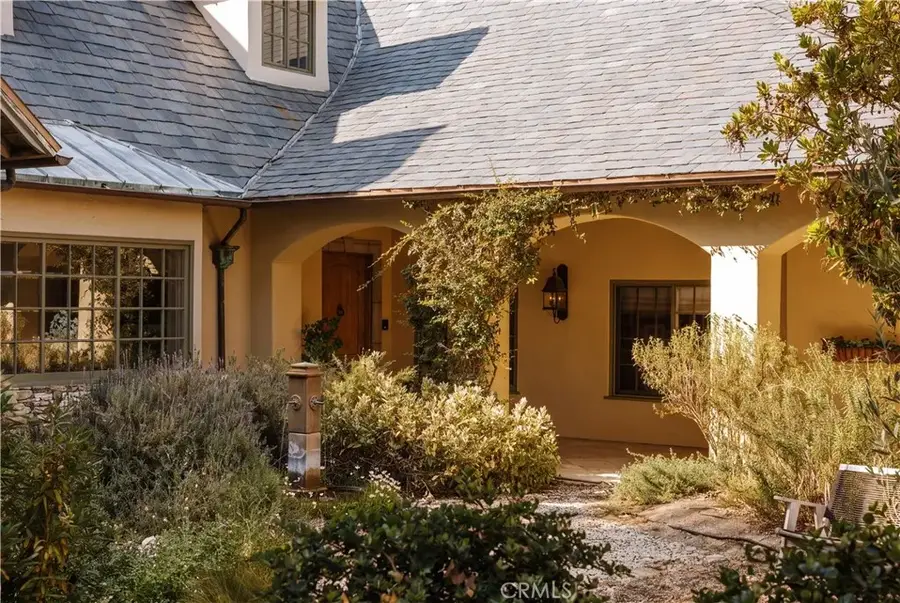 4155 Green Meadow Court, Encino, CA 91316 - #3