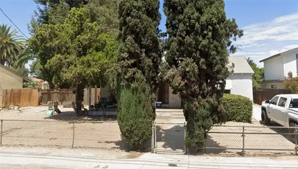 11831 Kittridge, Los Angeles, CA 91606