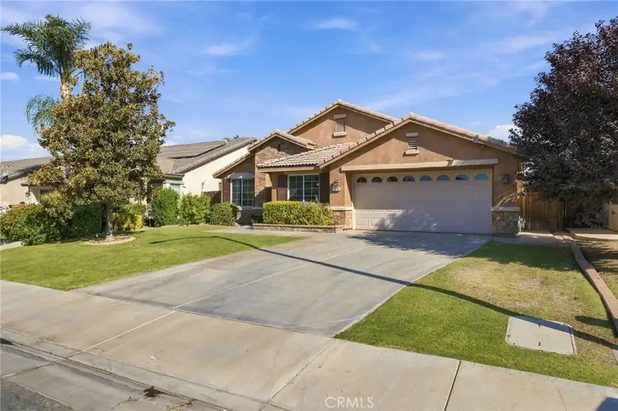 5116 Silver Clover, Bakersfield, CA 93313 - #3