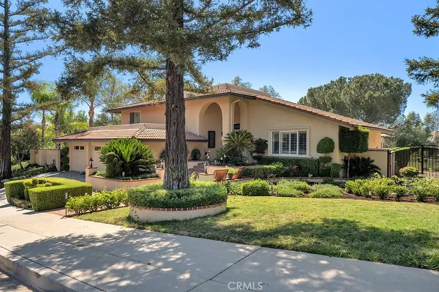 19300 Singing Hills, Porter Ranch, CA 91326 - #2
