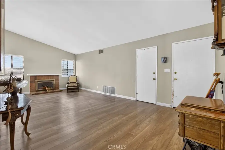 7036 Sedan, West Hills, CA 91307 - #3