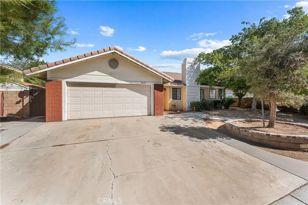 2427 Oakcrest, Palmdale, CA 93550 - #1