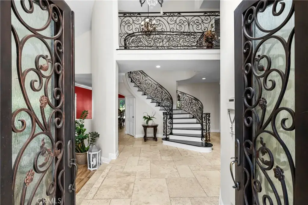 10909 Willowbrae Avenue, Chatsworth, CA 91311 - #1