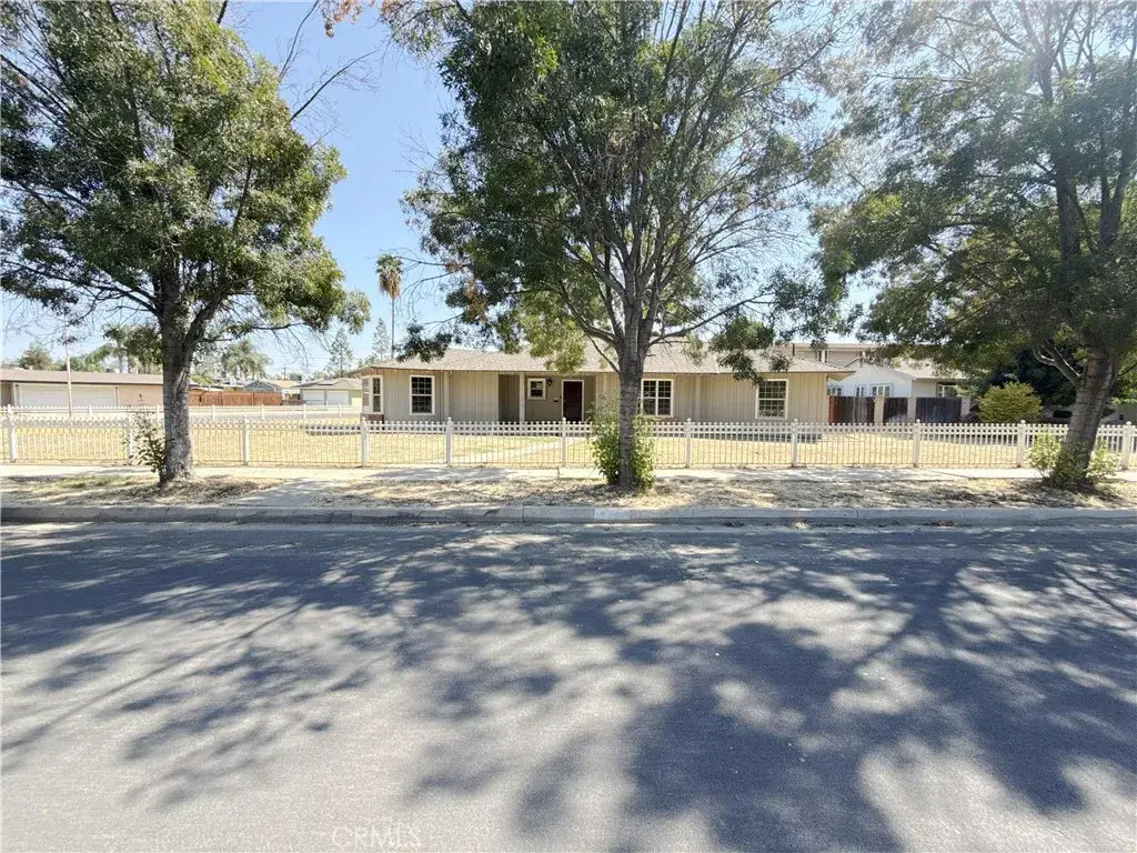 916 Oak Avenue, Wasco, CA 93280 - #1