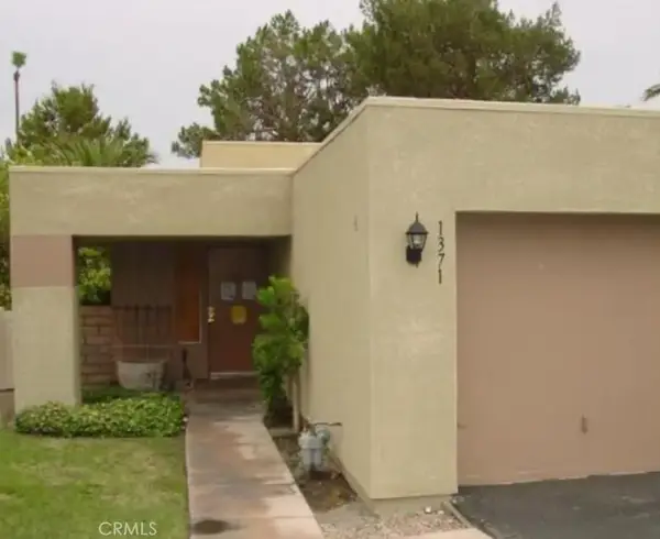 1371 Sunflower South, Palm Springs, CA 92262