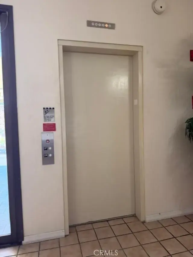5237 Newcastle Avenue #205, Encino, CA 91316 - #2