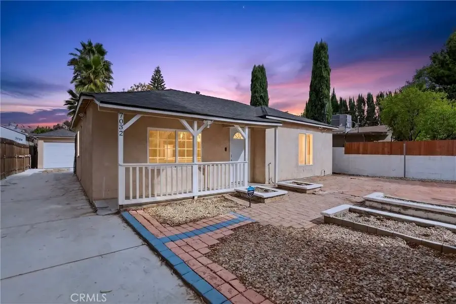 7032 Crebs Avenue, Reseda, CA 91335 - #2