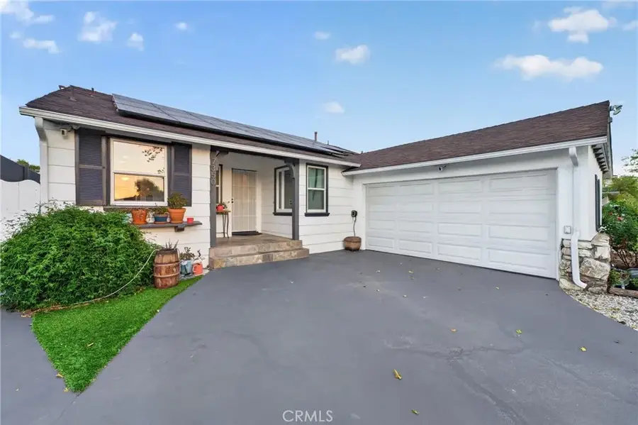 7350 Donna, Reseda, CA 91335 - #2