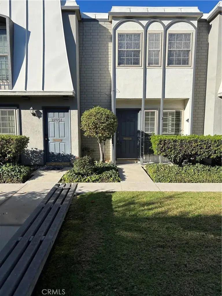 22049 Oxnard, Woodland Hills, CA 91367 - #3