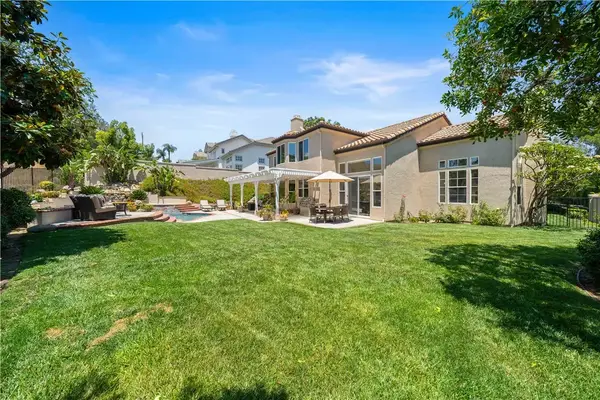 5919 County Oak Road, Woodland Hills, CA 91367