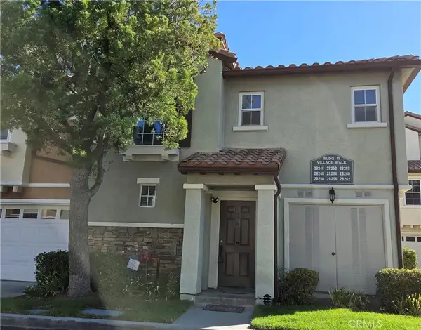 28258 Canterbury, Valencia, CA 91354