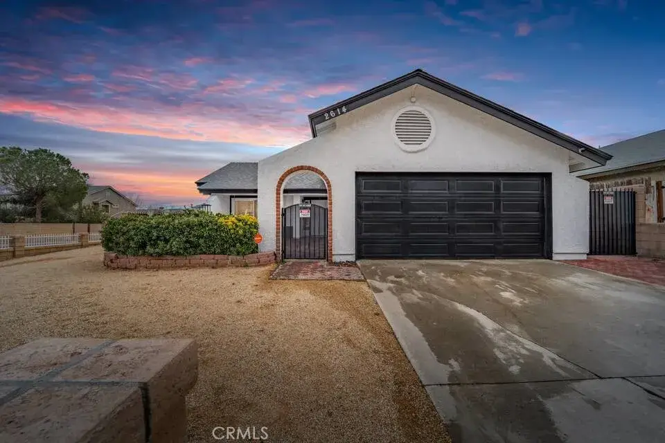 2614 Joshua Hills Dr, Palmdale, CA 93550 - #1