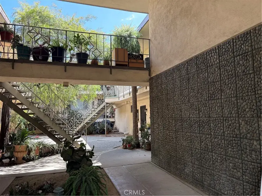1222 E Orange Grove, Pasadena, CA 91104 - #2