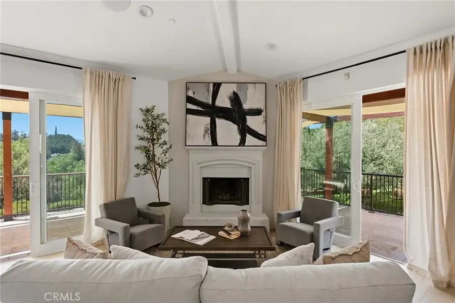 6029 Fairview, Agoura Hills, CA 91301 - #2