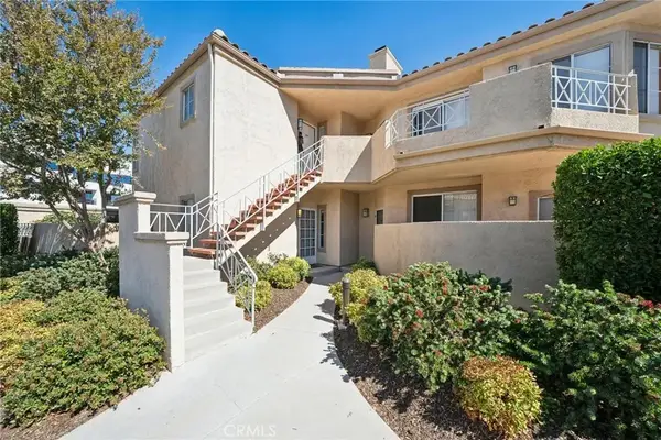 23715 Del Monte Drive #201, Valencia, CA 91355