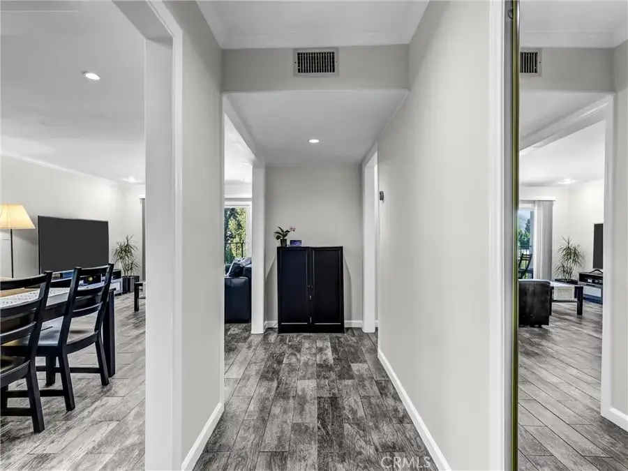 500 E Jackson Place East #302, Glendale, CA 91206 - #3