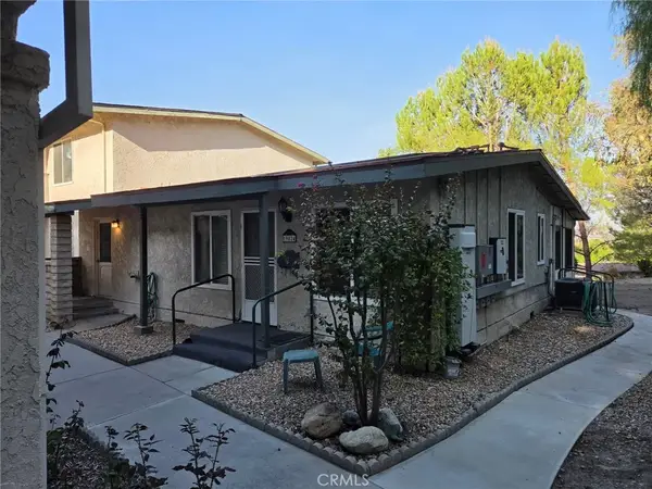 19824 Spanish Oak Drive, Newhall, CA 91321