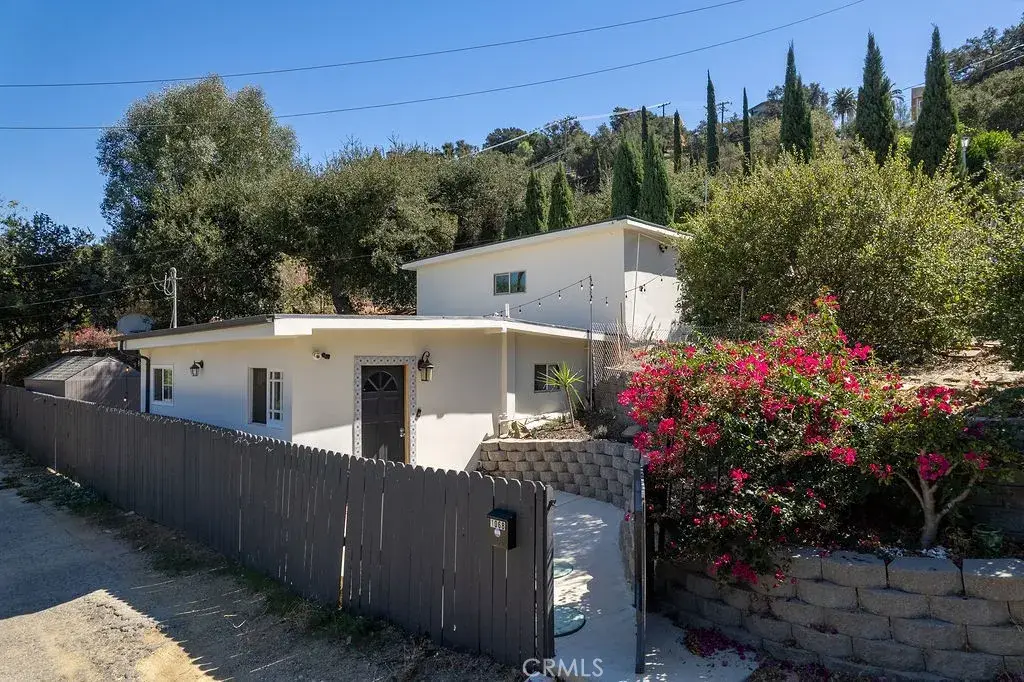 1068 Loma Lane, Simi Valley, CA 93063 - #1